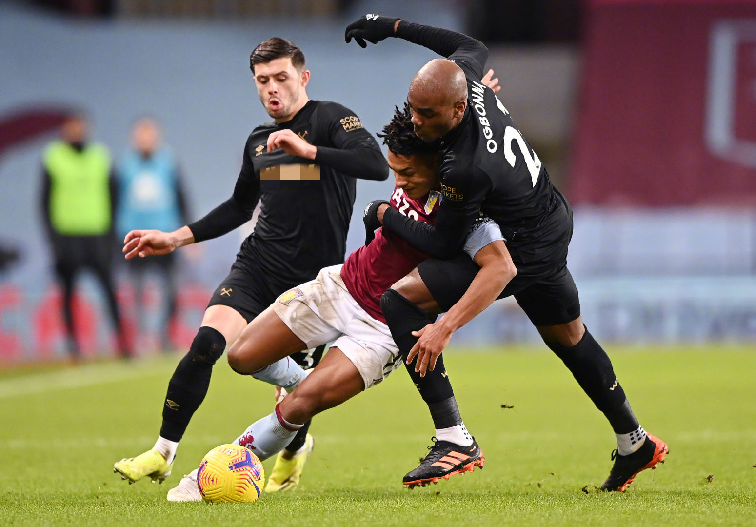 嚴格把控與 嚴格把控與